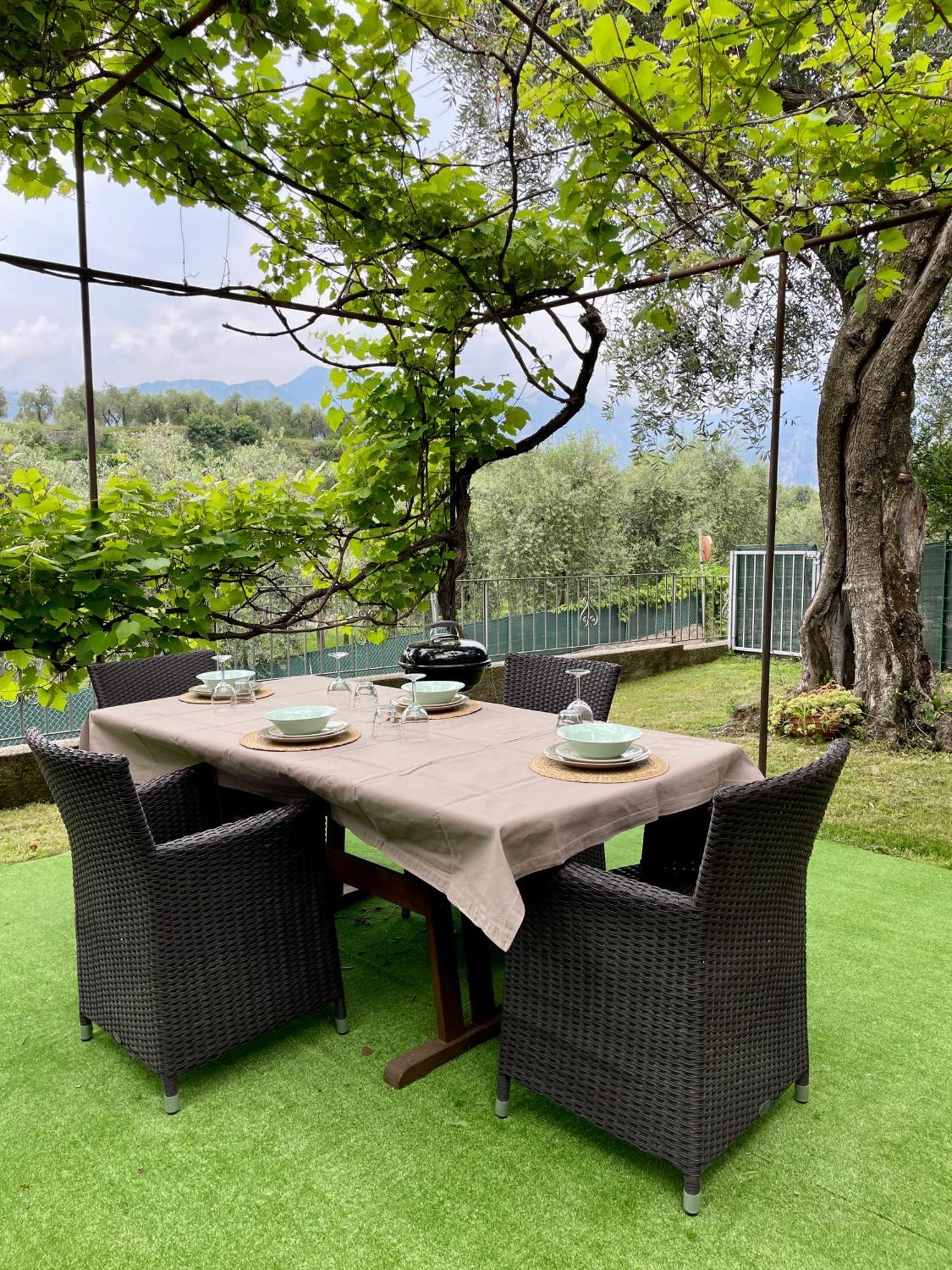 Casa Mario & Laura Ferienwohnungen Free Wi-Fi Parking Malcesine Luaran gambar